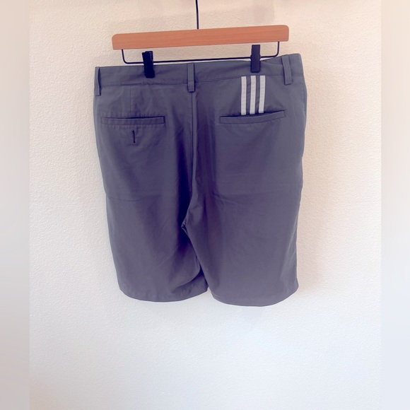 Adidas golf shorts, 33w, grey - Picture 2 of 3